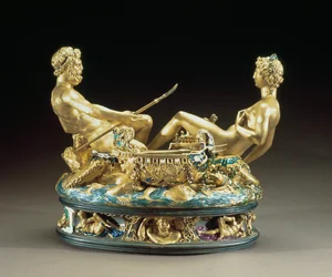 Salt cellar or Saliera, belonging to King Francis I of France depicting the earth and sea united represented by a female earth goddess and a male sea god, 1540-43